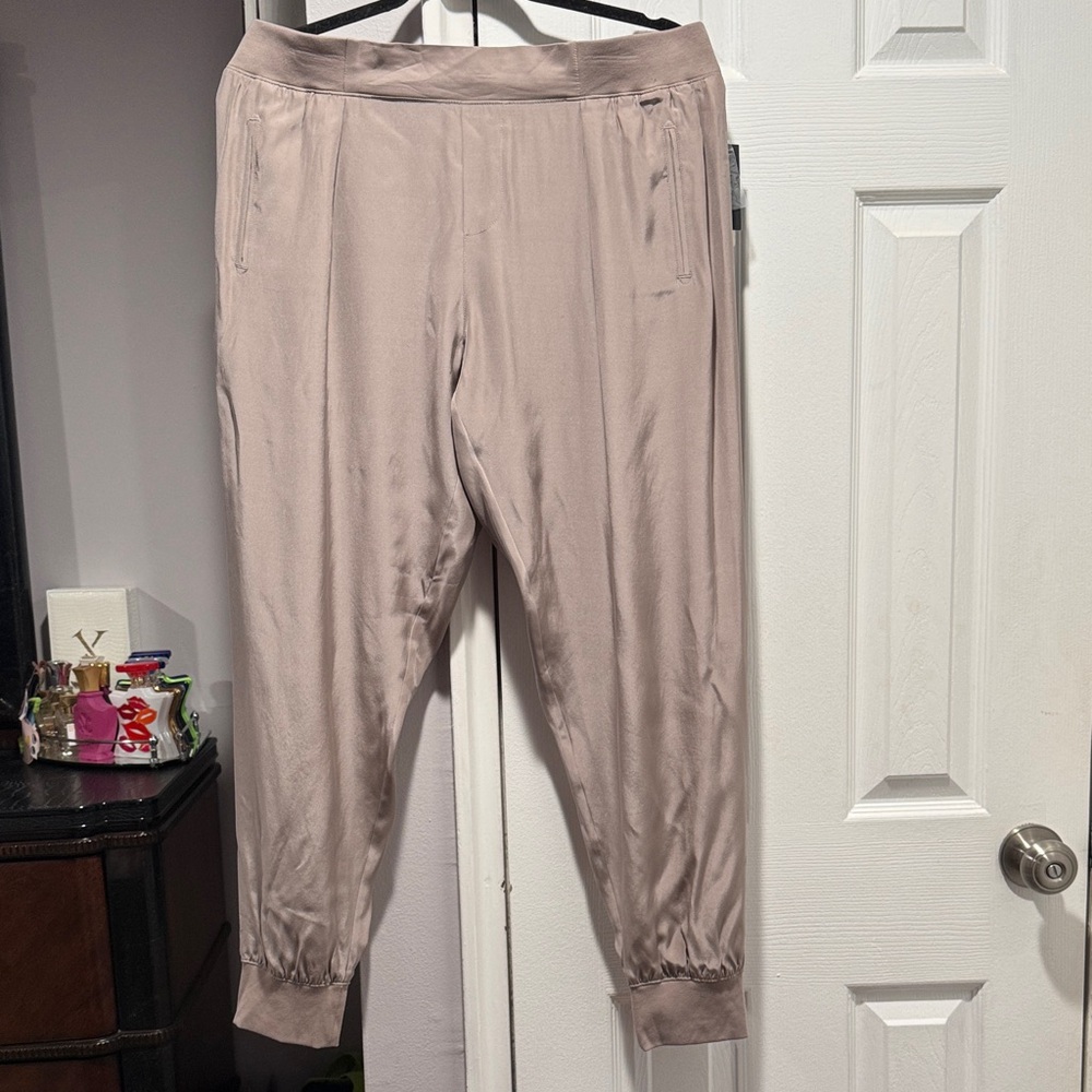 NWT ATM Anthony Thomas Melillo Satin Jogger Pants size large Dusty Mauve